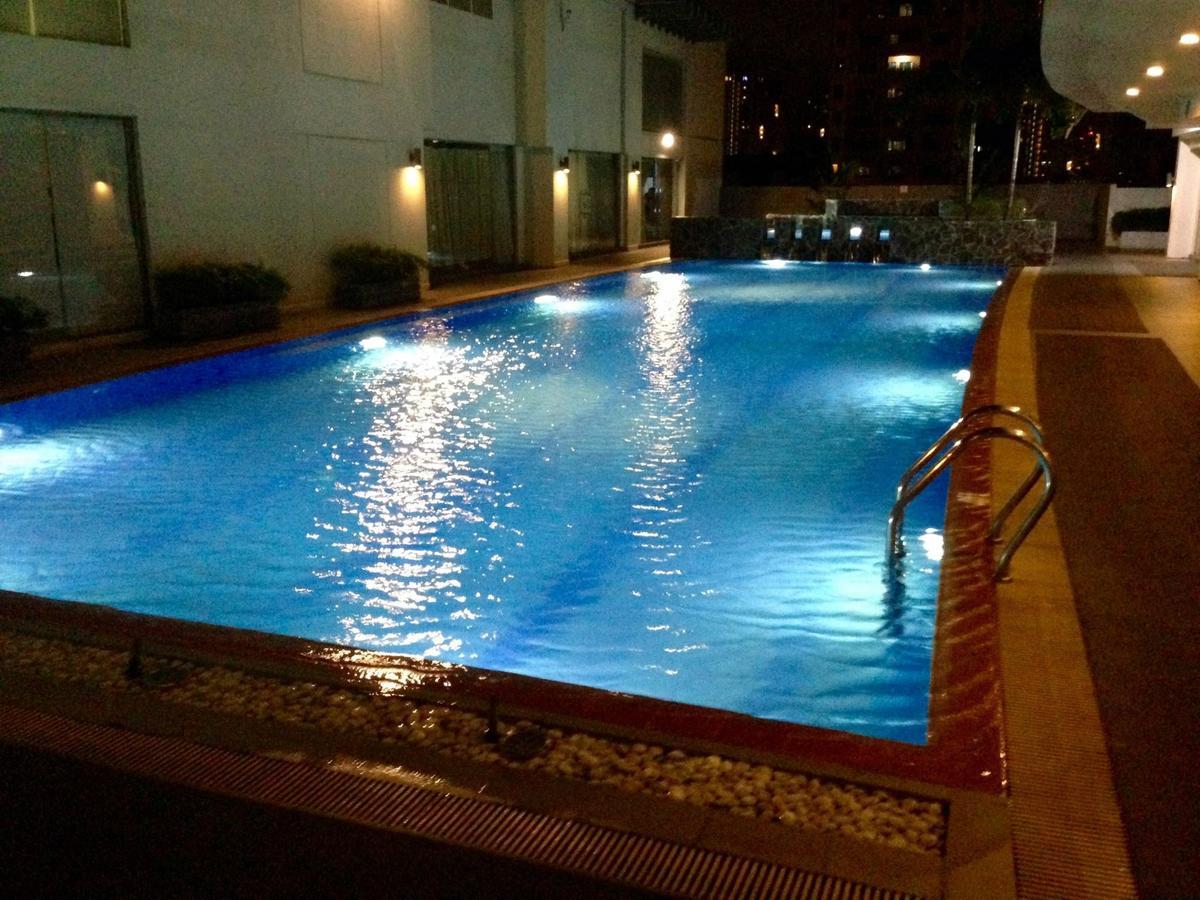 Antel Serenity Suites At Poblacion Makati Makati City Esterno foto